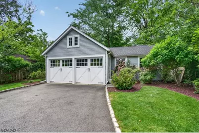 89 Myrtle Ave, Millburn, NJ 07041 - Photo 33
