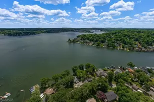 40 Ithanell Rd, Hopatcong, NJ 07843 - Photo 3