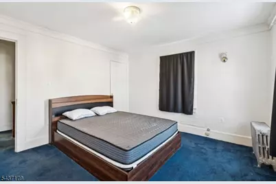 96 Beaumont Pl, Newark, NJ 07104 - Photo 13