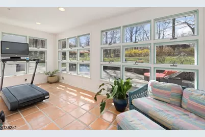 5 Sherwood Dr, Watchung, NJ 07069 - Photo 5