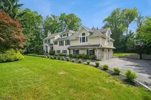 2 Briarwood Dr, Millburn Twp., NJ 07078 - Photo 3