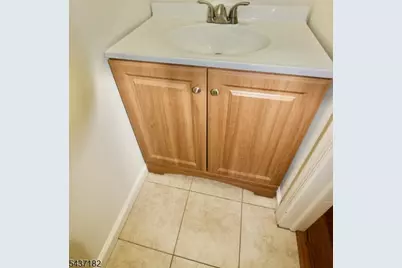 78 Woodward Ln, Bernards Township, NJ 07920 - Photo 11