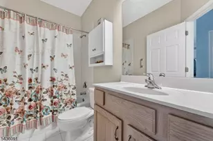 32 Benjamin St, Franklin Township, NJ 08873 - Photo 21