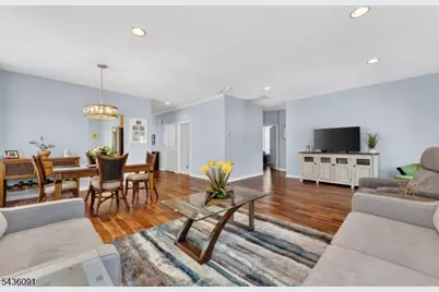 32 Benjamin St, Franklin Township, NJ 08873 - Photo 13