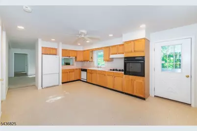 12 Sharrer Road, Lebanon Township, NJ 08826 - Photo 15