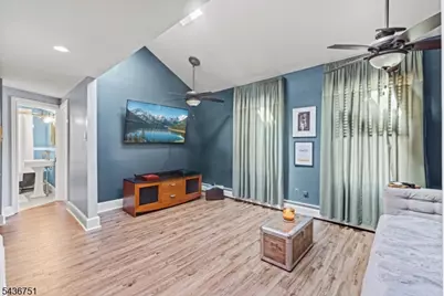 126 E Union St, Burlington City, NJ 08016 - Photo 11