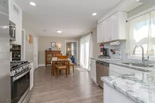 60 Midvale Ln, Willingboro Twp., NJ 08046 - Photo 11