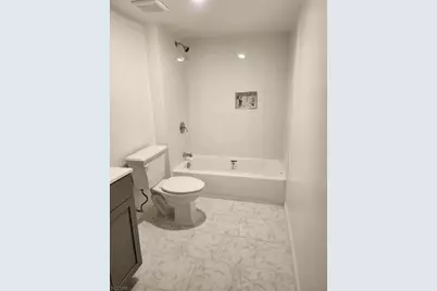 696 Dr Martin Luther King J #3, Newark, NJ 07102 - Photo 15