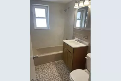 279 Chestnut St #3, Nutley, NJ 07110 - Photo 9