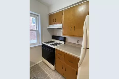 279 Chestnut St #3, Nutley, NJ 07110 - Photo 5