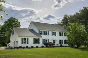 77 Ridgeview Dr, Montgomery Township, NJ 08502 - Photo 3