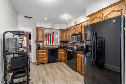 245 Barnert Ave, Totowa, NJ 07512 - Photo 7