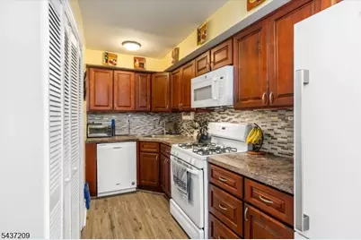 245 Barnert Ave, Totowa, NJ 07512 - Photo 17