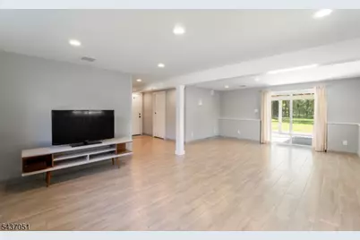 56 Pequannock Ave, Lincoln Park, NJ 07035 - Photo 17