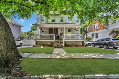 153 Mt Vernon St, Ridgefield, NJ 07660 - Photo 3