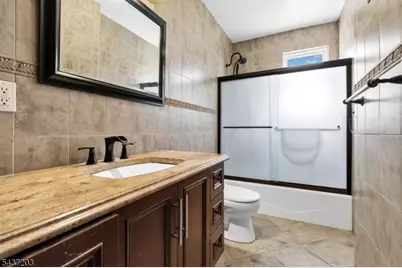 153 Mt Vernon St, Ridgefield, NJ 07660 - Photo 19