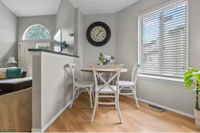 3701 Park Pl, Springfield, NJ 07081 - Photo 15