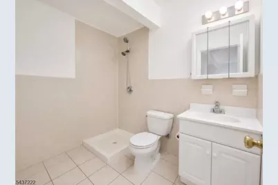 46 Goble St, Newark, NJ 07114 - Photo 31