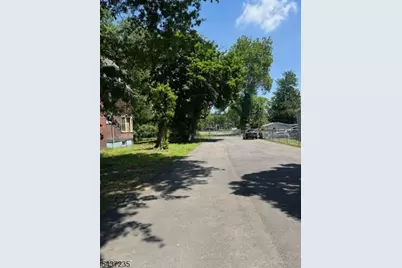 600 Park Ave, East Orange, NJ 07017 - Photo 3
