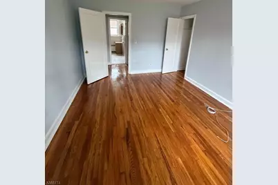 168 Gordonhurst Ave #J2, Montclair, NJ 07043 - Photo 9