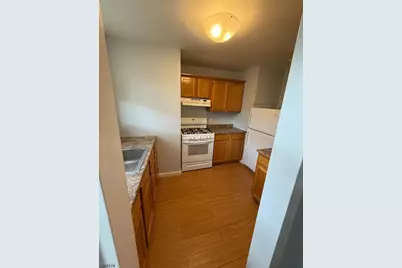 168 Gordonhurst Ave #J2, Montclair, NJ 07043 - Photo 1