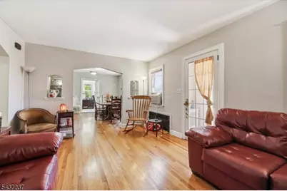 48 Belmohr St, Belleville, NJ 07109 - Photo 3