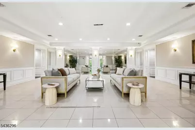 9104 Ravenscroft Rd, Clifton, NJ 07013 - Photo 35