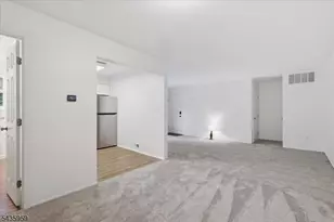 1403 Normandy Ct, Raritan Township, NJ 08822 - Photo 13