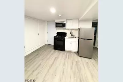 186 3rd St #1, Newark, NJ 07107 - Photo 15