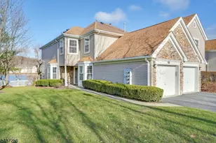 16 Lagoon Way, Roxbury Township, NJ 07852 - Photo 5