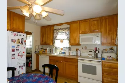 633 S Lincoln Ave, Woodbridge Township, NJ 07095 - Photo 5