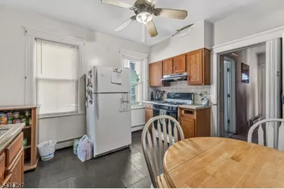 27 Belmont Ave, Dover, NJ 07801 - Photo 5
