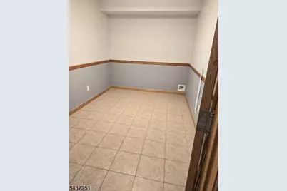 237 Adams St, Newark, NJ 07105 - Photo 3