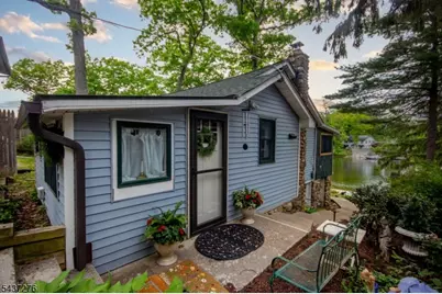 70 S Shore Rd, Byram Township, NJ 07821 - Photo 25