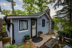 70 S Shore Rd, Byram Township, NJ 07821 - Photo 25