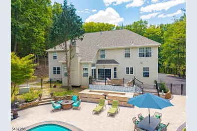 17 Cromwell Dr, Chester, NJ 07930 - Photo 9