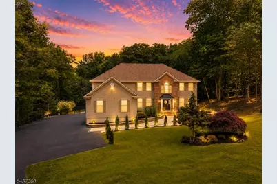 17 Cromwell Dr, Chester, NJ 07930 - Photo 3