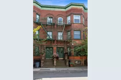 64 James St, Newark, NJ 07102 - Photo 9