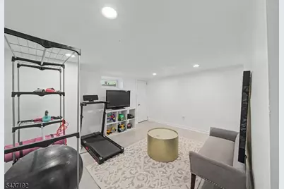 2254 Halsey St, Union Township, NJ 07083 - Photo 19