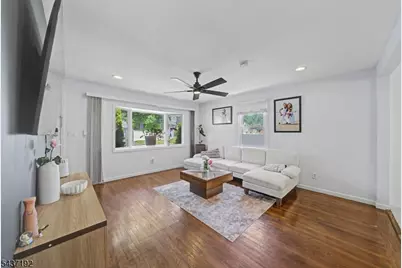 2254 Halsey St, Union Township, NJ 07083 - Photo 7