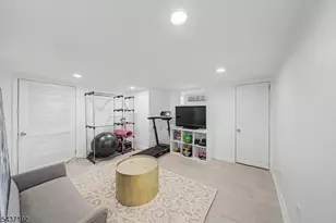 2254 Halsey St, Union Township, NJ 07083 - Photo 19
