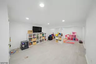 2254 Halsey St, Union Township, NJ 07083 - Photo 21