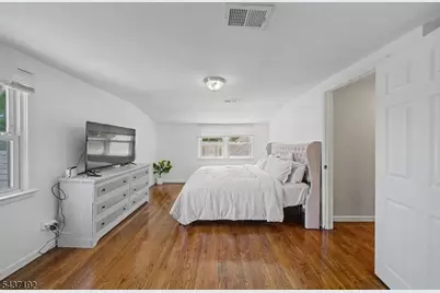 2254 Halsey St, Union Township, NJ 07083 - Photo 15