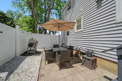 2254 Halsey St, Union Township, NJ 07083 - Photo 23