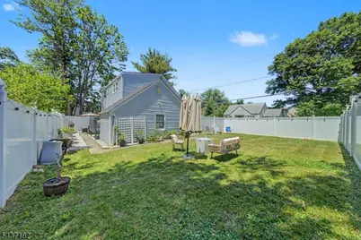 2254 Halsey St, Union Township, NJ 07083 - Photo 25