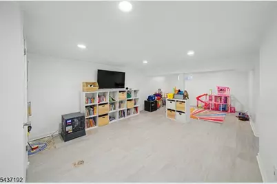2254 Halsey St, Union Township, NJ 07083 - Photo 21