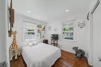 2254 Halsey St, Union Township, NJ 07083 - Photo 11