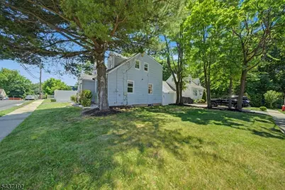 2254 Halsey St, Union Township, NJ 07083 - Photo 27