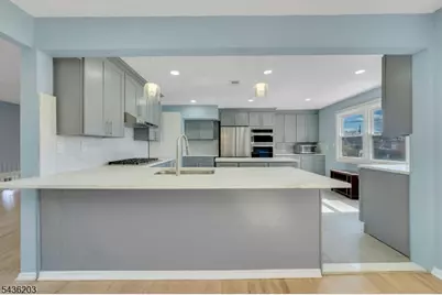 162 Grove Ave, Verona, NJ 07044 - Photo 7