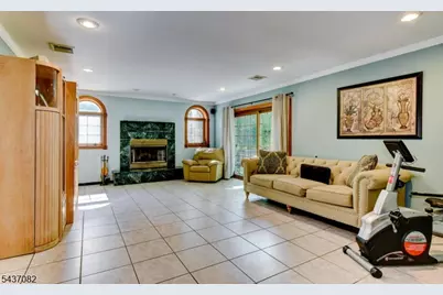 11 Yellow Brick Rd, Wayne, NJ 07470 - Photo 29